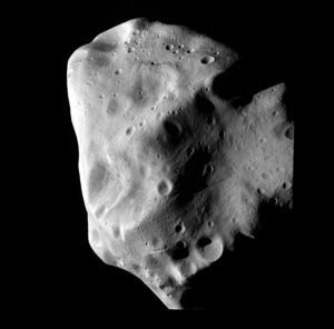 Asteroid Lutetia, imaged by the ESA Rosetta space probe on its way to comet 67P. (Source: esa/Rosetta)